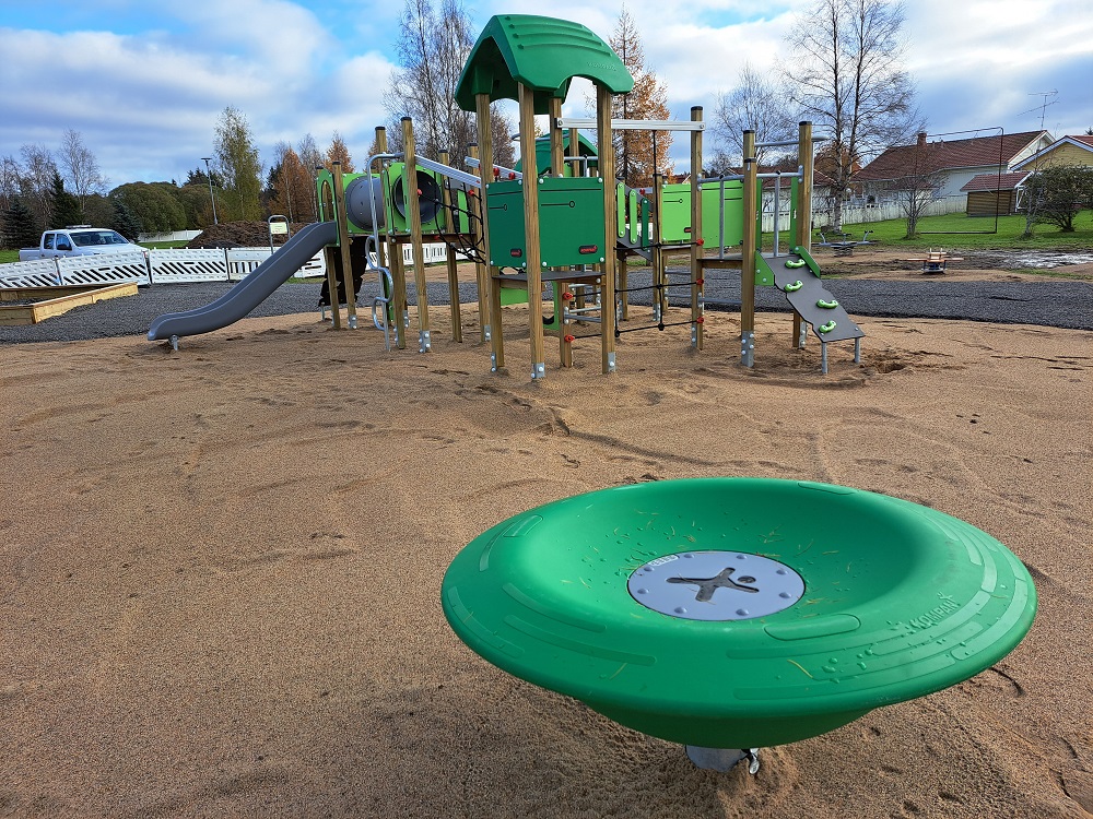 Kuva Kesälän leikkipuistosta.