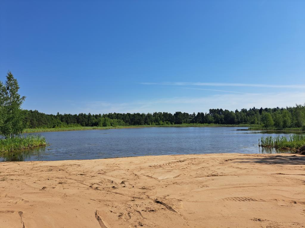 Valmista tuli ja uimaan pääsee! Kuva: Tita Haapajoki Oravajärven uimaranta.