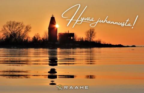 Auringonlasku Raahen saaristossa.