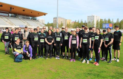 Raahen kaupungin henkilöstön joukkue Terwamaratonilla 2024. Kuva: Anne Nikula