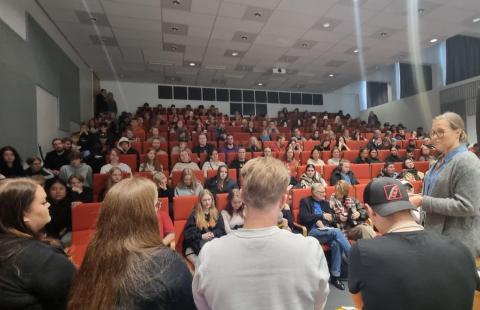 Korkeakoulupäivän yleisöä vuodelta 2024.