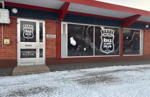 Rock Academy Raahen bänditilan sisäänkäynti Ollinsaaressa.