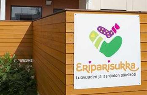 Luovuuden ja läsnäolon päiväkoti Eriparisukka. Kuva: Kasper Järvelin.